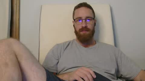 8InchesAndSomeHoles online show from June 8, 5:24 pm