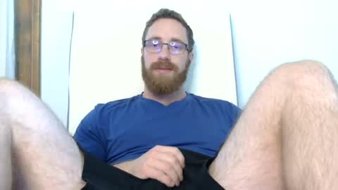 8InchesAndSomeHoles online show from July 29, 5:00 pm