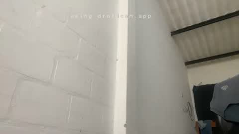 8inchesedge online show from November 29, 6:33 pm