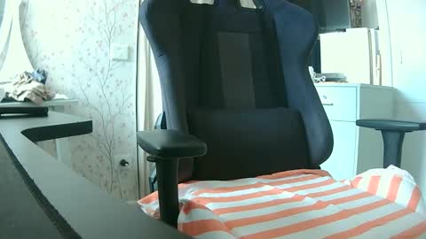 Snapshot of 90zero chatting on September 29, 3:50 pm Arturo online show from September 29, 3:50 pm