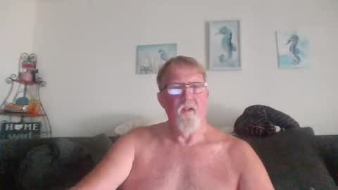 Snapshot of 9gecko696969 chatting on April 22, 6:09 pm 9gecko696969 online show from April 22, 6:09 pm