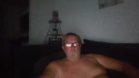 Snapshot of 9gecko696969 chatting on June 12, 3:05 am 9gecko696969 online show from June 12, 3:05 am