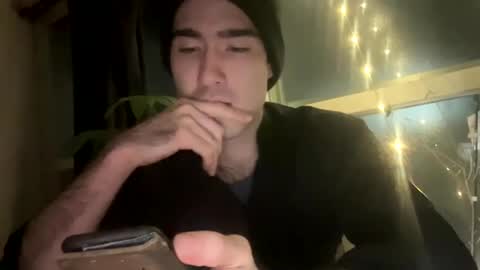 9thislandd online show from January 3, 3:55 pm