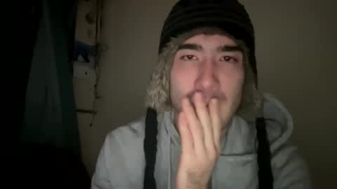 Snapshot of 9thislandd chatting on March 5, 1:51 pm 9thislandd online show from March 5, 1:51 pm