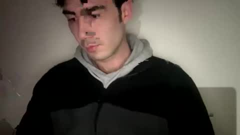 Snapshot of 9thislandd chatting on March 8, 9:02 am 9thislandd online show from March 8, 9:02 am