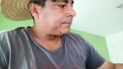 9vinhocamshow online show from December 11, 12:23 pm