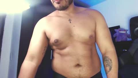 _28omar online show from March 12, 3:13 am
