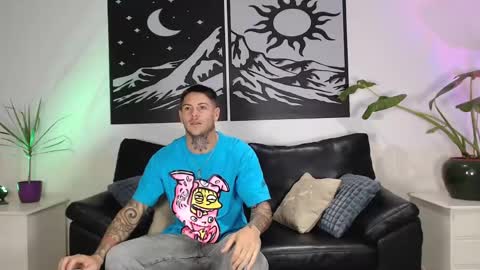 Maia  Martin online show from May 18, 11:49 am