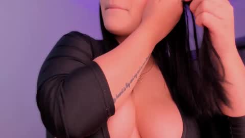 Snapshot of _abbymiller_ chatting on October 3, 12:02 pm Abbye Miller online show from October 3, 12:02 pm