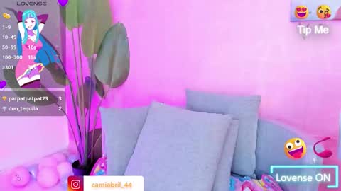 Snapshot of _abril77 chatting on December 19, 5:03 am Abril online show from December 19, 5:03 am