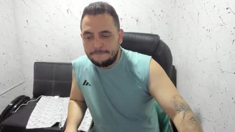 Snapshot of _ace_ventura chatting on October 27, 5:17 pm ---- online show from October 27, 5:17 pm