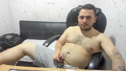 Snapshot of _ace_ventura chatting on November 8, 5:29 am ---- online show from November 8, 5:29 am