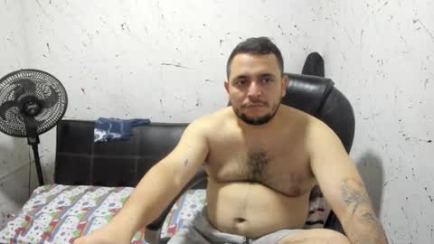 Snapshot of _ace_ventura chatting on December 14, 5:35 am ---- online show from December 14, 5:35 am