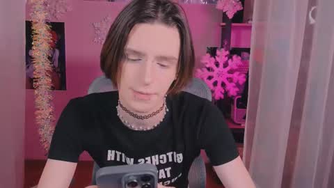 adrian online show from January 7, 8:28 am