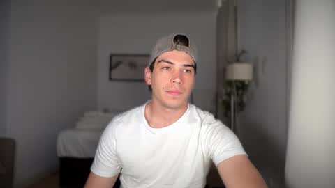 Snapshot of _aesthetic chatting on October 30, 12:17 pm _aesthetic online show from October 30, 12:17 pm