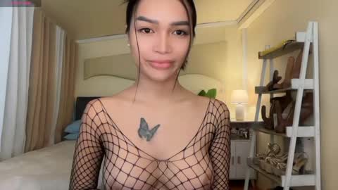 Snapshot of _agatha69_ chatting on April 6, 2:31 am agatha online show from April 6, 2:31 am