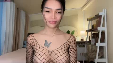 Snapshot of _agatha69_ chatting on April 11, 2:49 am agatha online show from April 11, 2:49 am