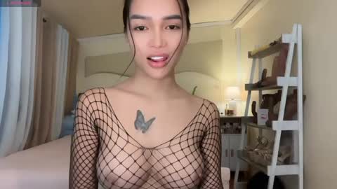 Snapshot of _agatha69_ chatting on April 13, 3:01 am agatha online show from April 13, 3:01 am