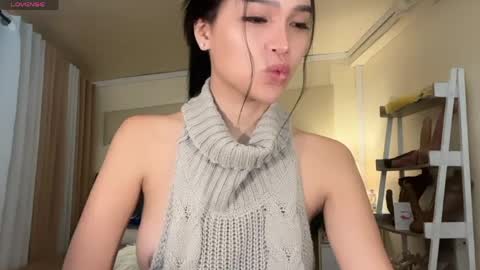 Snapshot of _agatha69_ chatting on May 21, 3:02 am agatha online show from May 21, 3:02 am