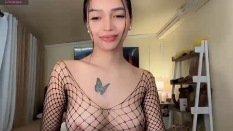 Snapshot of _agatha69_ chatting on June 13, 2:42 am agatha online show from June 13, 2:42 am
