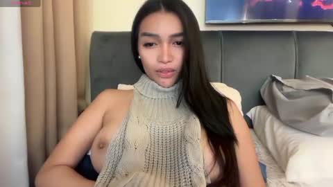 Snapshot of _agatha69_ chatting on June 22, 3:25 am agatha online show from June 22, 3:25 am