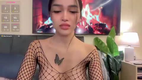 Snapshot of _agatha69_ chatting on July 1, 11:23 am agatha online show from July 1, 11:23 am