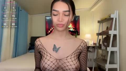 Snapshot of _agatha69_ chatting on July 2, 10:43 am agatha online show from July 2, 10:43 am
