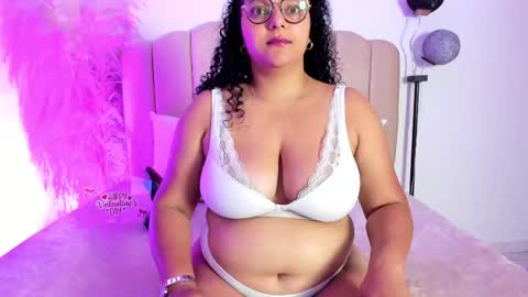 _aithanaa_ online show from February 24, 6:17 pm