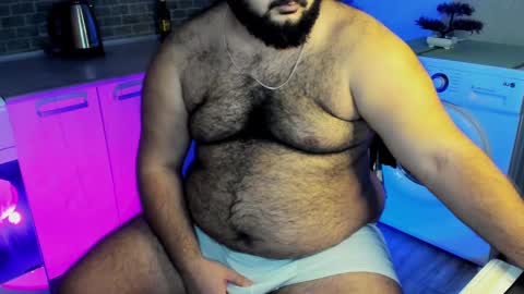 Snapshot of _alan_bear_ chatting on December 10, 8:27 pm Alan online show from December 10, 8:27 pm