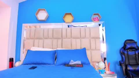 _alana_johnson online show from September 27, 12:32 pm