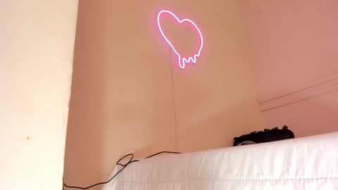 _aleja_x online show from October 14, 11:33 am