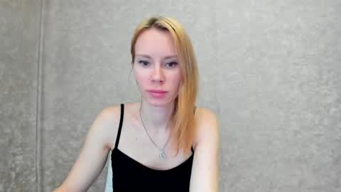 _alex1819 online show from April 17, 7:00 am
