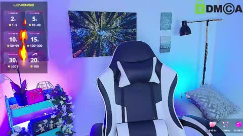 Snapshot of _alex_carter chatting on October 24, 10:33 am alex carter online show from October 24, 10:33 am