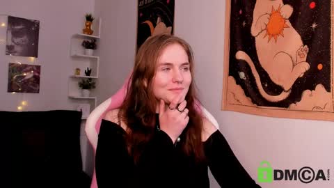 Snapshot of _alice_green_ chatting on March 19, 10:30 am Alice online show from March 19, 10:30 am