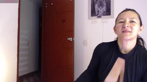 _alice_horny_ online show from March 20, 5:56 am