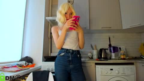 Gaylord online show from December 14, 8:45 am