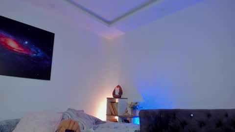 Snapshot of _alicelewis chatting on March 12, 2:45 pm Alice online show from March 12, 2:45 pm