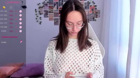 Snapshot of _alissaa_ chatting on October 6, 1:19 pm Alice online show from October 6, 1:19 pm