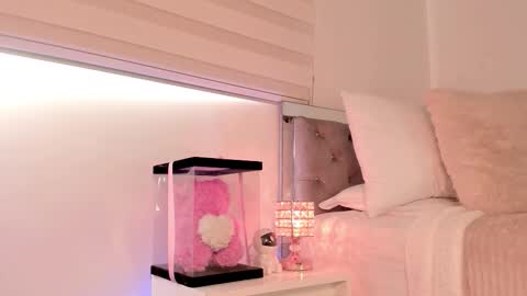 Snapshot of _alissonrose chatting on March 13, 8:48 pm Karo online show from March 13, 8:48 pm