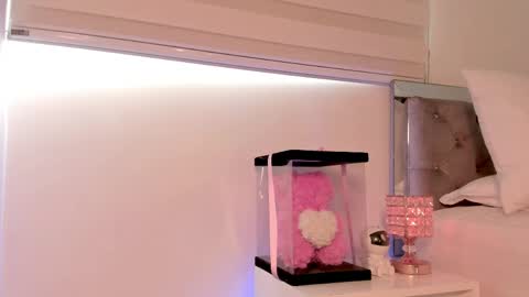 Snapshot of _alissonrose chatting on March 24, 7:52 pm Karo online show from March 24, 7:52 pm