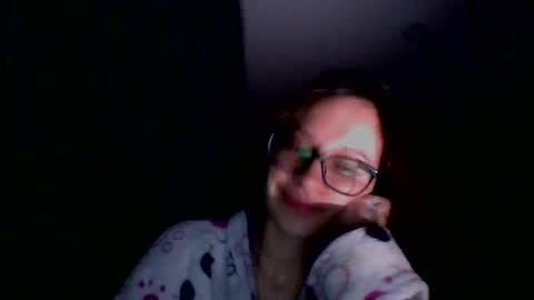 _alyson online show from April 17, 8:06 am