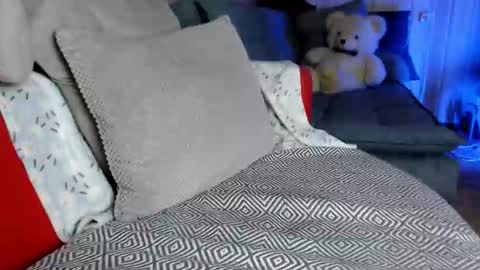 lisa online show from December 3, 8:34 am