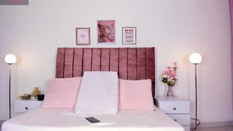 AMANDA online show from February 2, 12:26 pm