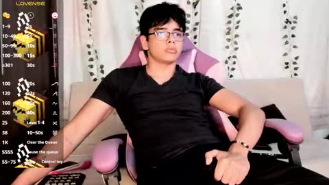 _an_drew18 online show from September 30, 9:42 pm