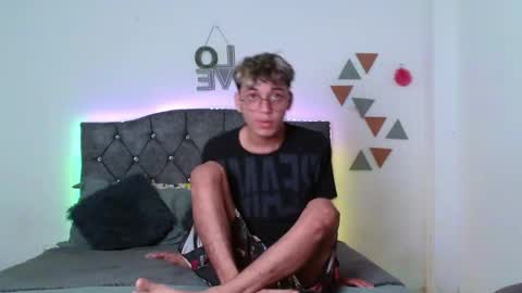 Snapshot of _andrew_willyams chatting on January 13, 2:00 pm Andres online show from January 13, 2:00 pm