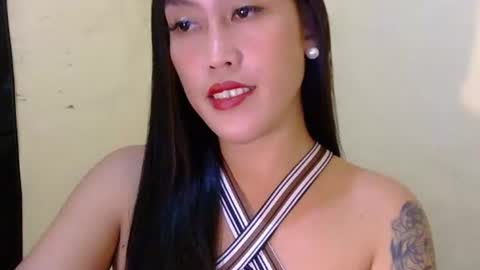 Pearl  online show from September 10, 6:52 pm