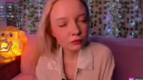 Emily online show from May 18, 2:18 am