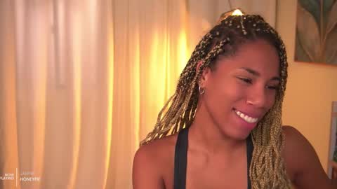 Angie -  online show from October 3, 9:56 pm