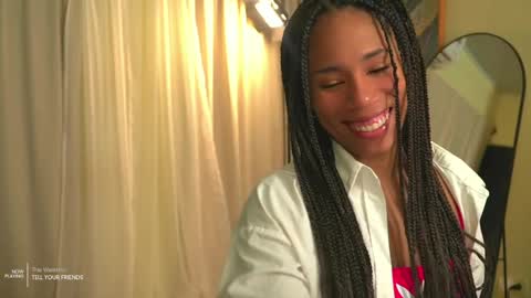 Snapshot of _angeleyes chatting on April 10, 12:27 am Angie - online show from April 10, 12:27 am