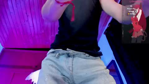 Angell Dustt  online show from June 6, 11:09 pm